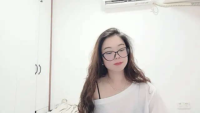 xiaoyan1314 online show from 11.29.25