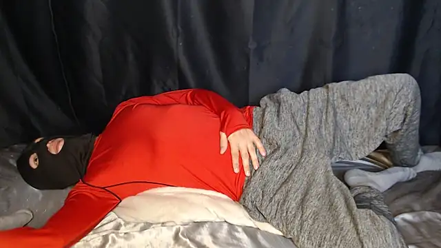 Snapshot of NTR_COUPLE chatting on 04.02.26 NTR COUPLE online show from 04.02.26