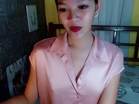 gorgeouswella online show from 06.13.26