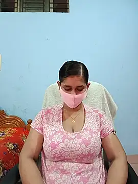 Snapshot of Cute_Faria chatting on 06.20.26 Cute Faria online show from 06.20.26