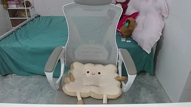 Snapshot of Alina_MissAsian chatting on 09.13.25 Alina MissAsian online show from 09.13.25