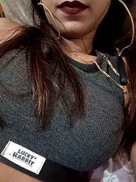 Snapshot of payalsharma95 chatting on 09.25.25 payalsharma95 online show from 09.25.25