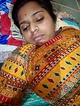 Snapshot of Hot_crety chatting on 09.23.25 Hot crety online show from 09.23.25