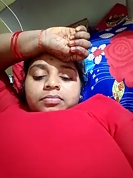 Snapshot of Hot_crety chatting on 11.05.25 Hot crety online show from 11.05.25