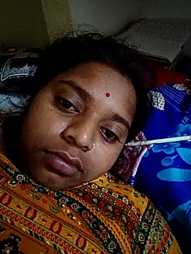 Snapshot of Hot_crety chatting on 11.07.25 Hot crety online show from 11.07.25