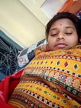 Snapshot of Hot_crety chatting on 11.08.25 Hot crety online show from 11.08.25