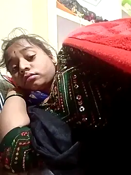 Snapshot of Hot_crety chatting on 12.02.25 Hot crety online show from 12.02.25