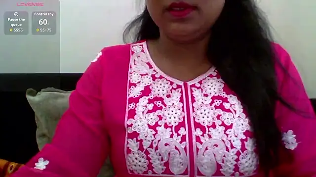 Snapshot of cute_girl007 chatting on 10.15.25 cute girl007 online show from 10.15.25