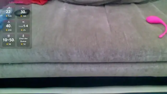 Snapshot of cute_girl007 chatting on 10.22.25 cute girl007 online show from 10.22.25