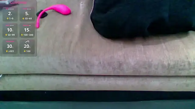 Snapshot of cute_girl007 chatting on 11.05.25 cute girl007 online show from 11.05.25