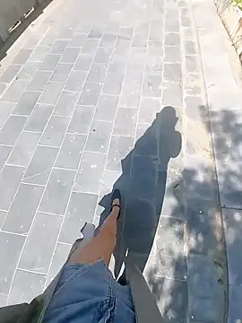 meomeocute online show from 11.15.25