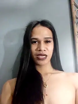 Snapshot of urseductivebarbie_xx chatting on 11.07.25 urseductivebarbie xx online show from 11.07.25