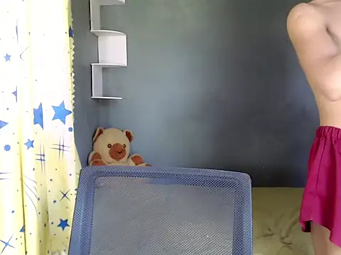 Snapshot of urseductivebarbie_xx chatting on 11.10.25 urseductivebarbie xx online show from 11.10.25