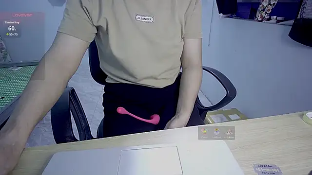 Snapshot of _Sara_768 chatting on 09.14.25 Sara 768 online show from 09.14.25