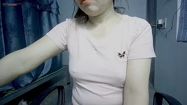 Snapshot of _Sara_768 chatting on 10.26.25 Sara 768 online show from 10.26.25