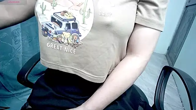 Snapshot of _Sara_768 chatting on 11.25.25 Sara 768 online show from 11.25.25