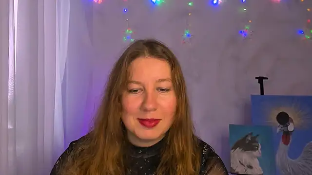 Snapshot of NancySanders chatting on 10.07.25 NancySanders online show from 10.07.25