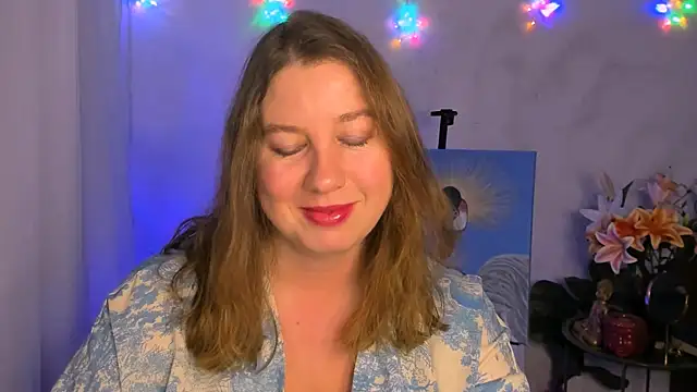 Snapshot of NancySanders chatting on 11.14.25 NancySanders online show from 11.14.25