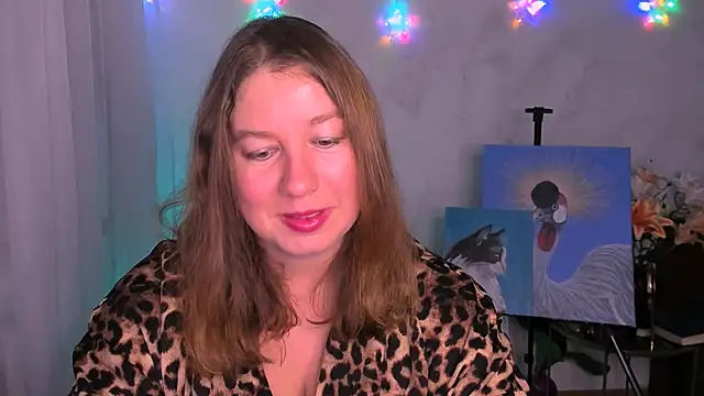 Snapshot of NancySanders chatting on 11.18.25 NancySanders online show from 11.18.25