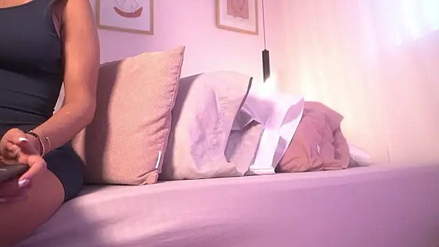 tinnymonroe online show from 03.13.26