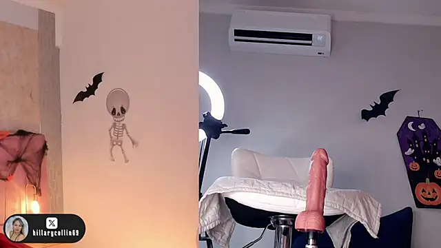 Snapshot of Hillary_Collins1 chatting on 10.05.25 Hillary Collins1 online show from 10.05.25