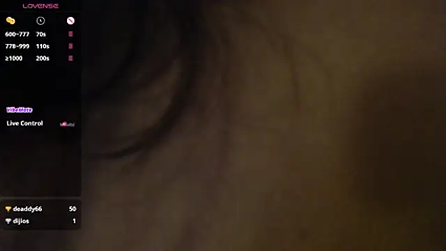 Snapshot of nice_oussy chatting on 11.20.25 nice oussy online show from 11.20.25