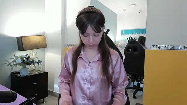 VioletaNova online show from 04.23.26