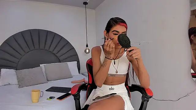 LissyAndrade online show from 05.19.26