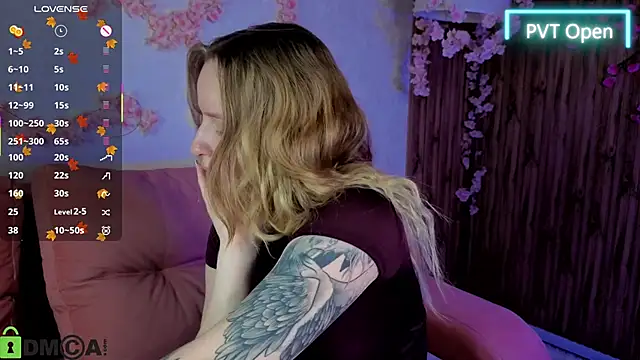 Rina Panic online show from 11.15.25