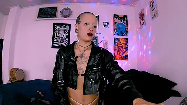 Snapshot of plutonbluemooon333 chatting on 04.04.26 plutonbluemooon333 online show from 04.04.26