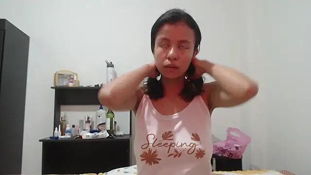 nathaly jones  online show from 05.26.26