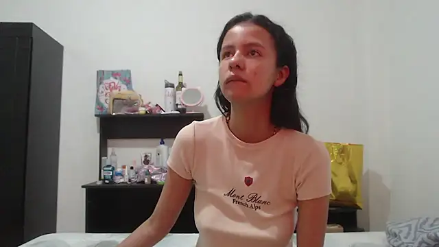 nathaly jones  online show from 06.15.26