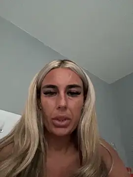 EllieMaeBaby online show from 09.18.25