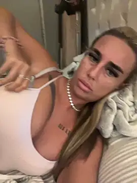 EllieMaeBaby online show from 10.15.25