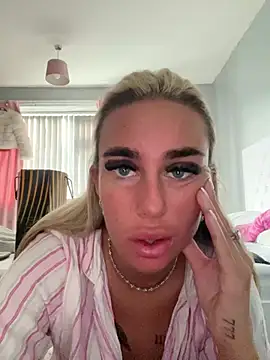 EllieMaeBaby online show from 02.12.26