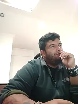 Snapshot of Rolo-Sumiso chatting on 03.30.26 Rolo-Sumiso online show from 03.30.26