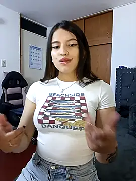 Snapshot of asumi_18 chatting on 02.24.26 asumi 18 online show from 02.24.26