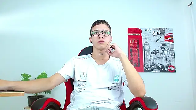 Cumandres18 online show from 09.10.25