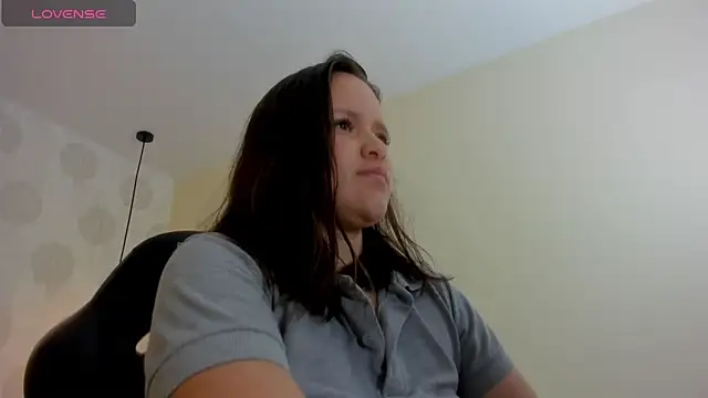 GIANAMILLER6 online show from 02.20.26