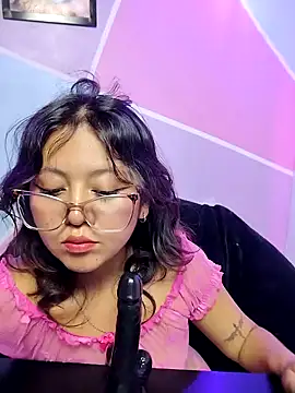 Snapshot of catalina_santana20 chatting on 10.11.25 catalina santana20 online show from 10.11.25
