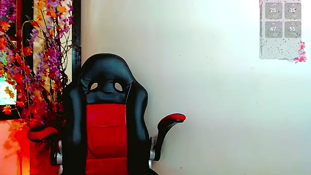 Snapshot of Madison_Mujica chatting on 09.16.25 Madison Mujica online show from 09.16.25