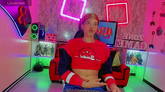 Snapshot of Madison_Mujica chatting on 09.26.25 Madison Mujica online show from 09.26.25