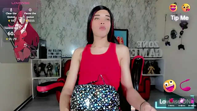 Snapshot of Madison_Mujica chatting on 10.02.25 Madison Mujica online show from 10.02.25