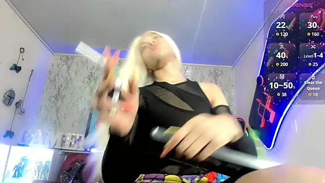 Snapshot of Madison_Mujica chatting on 10.22.25 Madison Mujica online show from 10.22.25