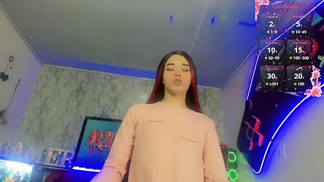 Snapshot of Madison_Mujica chatting on 10.29.25 Madison Mujica online show from 10.29.25