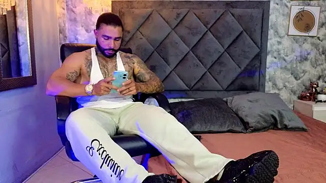 Apolo rousse1 online show from 09.13.25