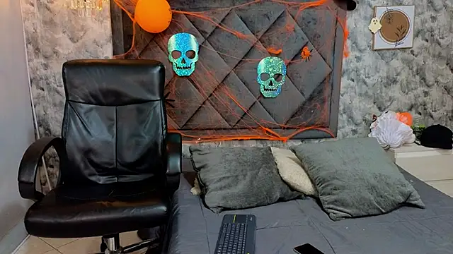 Apolo rousse1 online show from 10.16.25