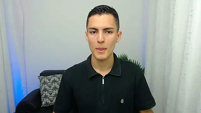 Snapshot of Matiius18 chatting on 11.11.25 Matiius18 online show from 11.11.25