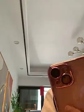 zhizhinaigai online show from 12.19.25