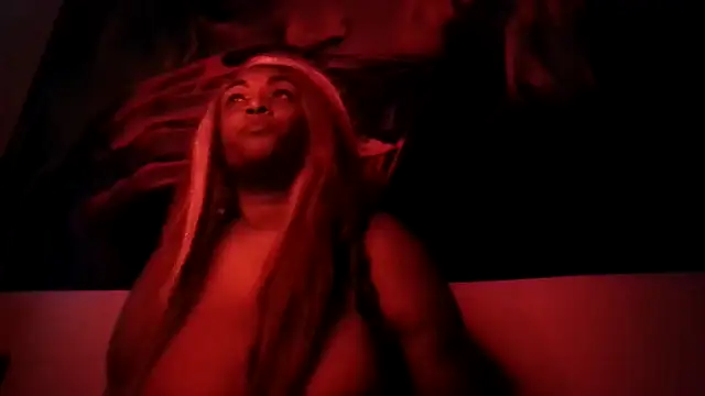 Snapshot of Nisha_Benz chatting on 11.03.25 Nisha Benz online show from 11.03.25